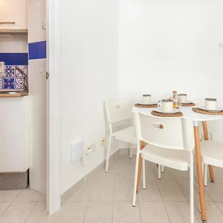 ¡a Pie De Todo Luz Balcon Y Playa En Tossa Appartement